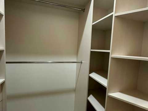 квартира за адресою Авіаконструктора Антонова вул. (Авіації), 2-Б
