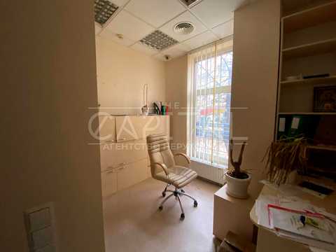 комерційна за адресою Київ, Спаська вул., 5