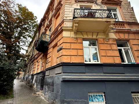 квартира по адресу Кирилла и Мефодия ул., 23