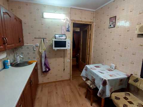 квартира за адресою Небесної Сотні просп. (Маршала Жукова), 14-В