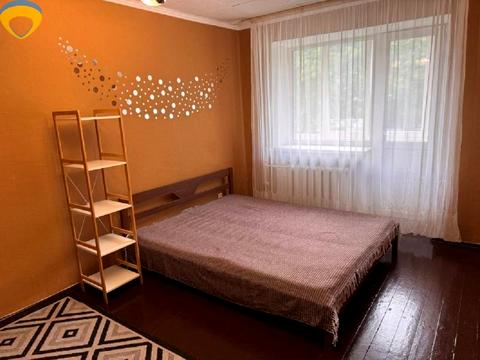 квартира за адресою Михайла Комарова вул., 10/2