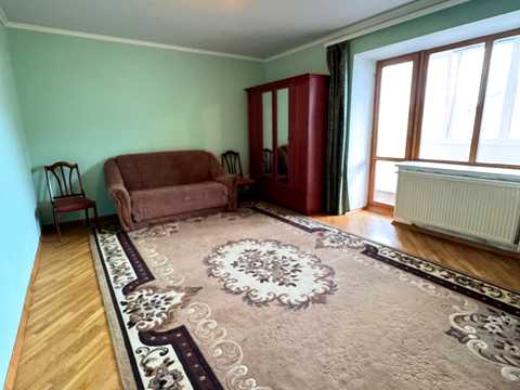 квартира за адресою Василя Стуса вул., 33