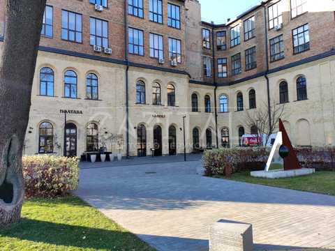 коммерческая по адресу Князей Острожских ул. (Московська), 5