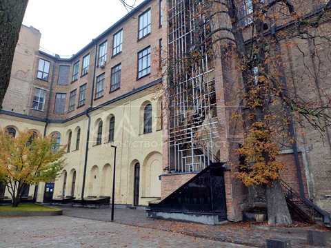 коммерческая по адресу Князей Острожских ул. (Московська), 5