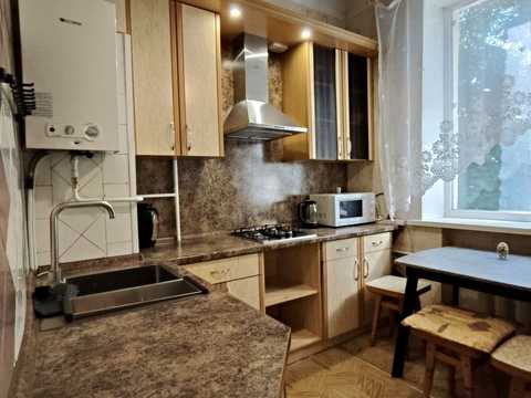 квартира по адресу Дмитрия Яворницкого просп. (Карла Маркса), 33