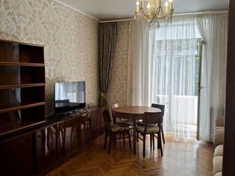квартира по адресу Дмитрия Яворницкого просп. (Карла Маркса), 33