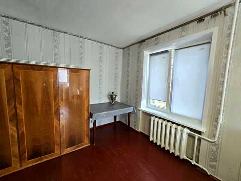 квартира по адресу Строителей ул., 12