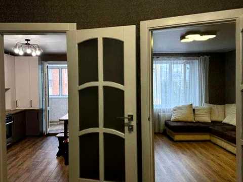 квартира за адресою Боровиковського бульв., 3