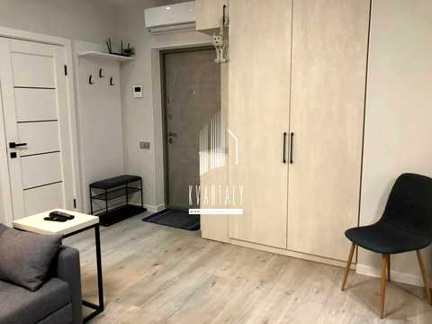 квартира за адресою Ревуцького вул., 40-В