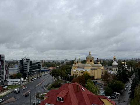комерційна за адресою Городоцька вул., 321