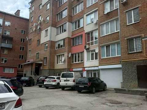 комерційна за адресою Зарічанська вул., 22/3