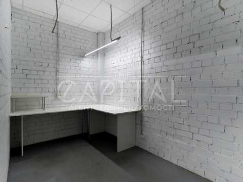 комерційна за адресою Гетьмана Павла Полуботка вул. (Попудренка), 9г