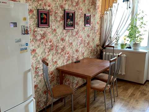 квартира за адресою Миколи Бажана просп., 14