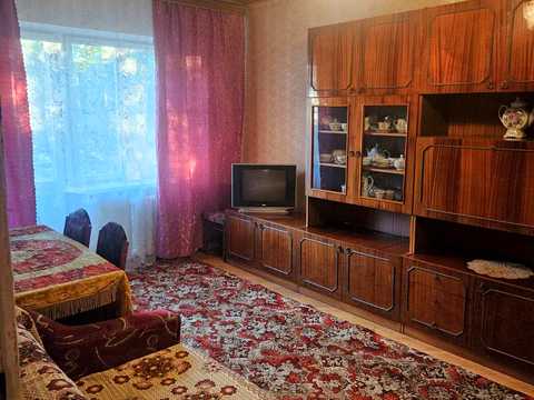 квартира за адресою Остапа Вишні вул., 4
