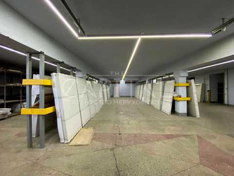 коммерческая по адресу Фастівська ул., 23