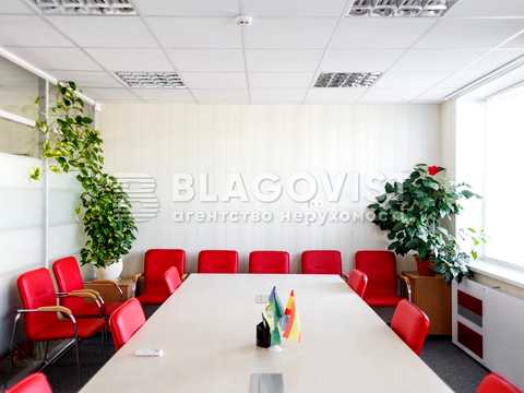 комерційна за адресою Полярна вул., 20