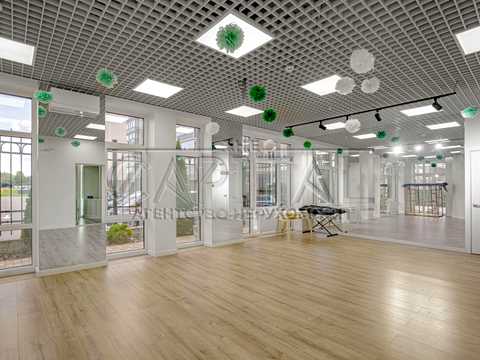 комерційна за адресою Метрологічна вул., 56