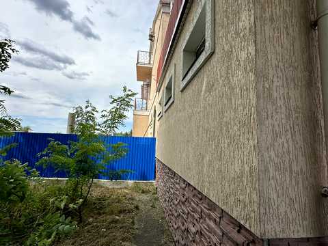 комерційна за адресою Шевченка, 60
