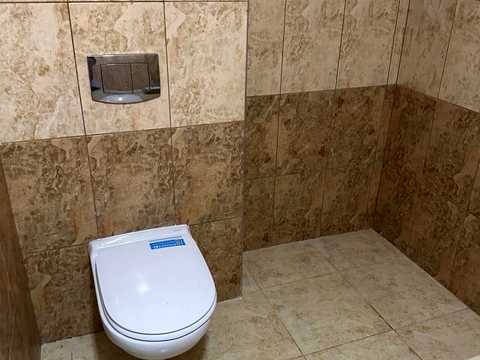 комерційна за адресою Шевченка, 60