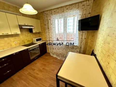 квартира за адресою Єлизавети Чавдар вул., 28