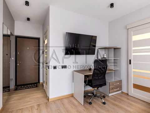 квартира за адресою Салютна вул., 2к19