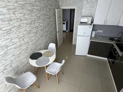 квартира за адресою Юнацька вул., 10