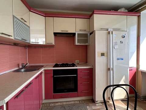 квартира за адресою Євгена Коновальця вул., 12