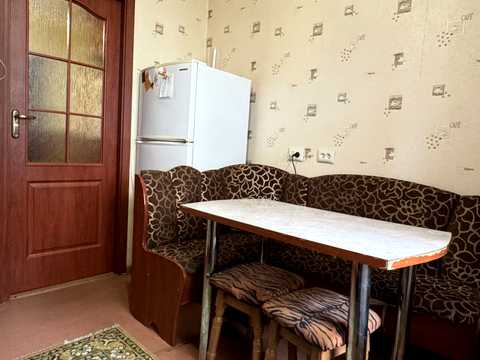 квартира за адресою Молодіжна вул., 52
