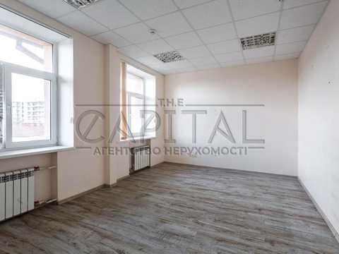 комерційна за адресою Дегтярівська вул., 45