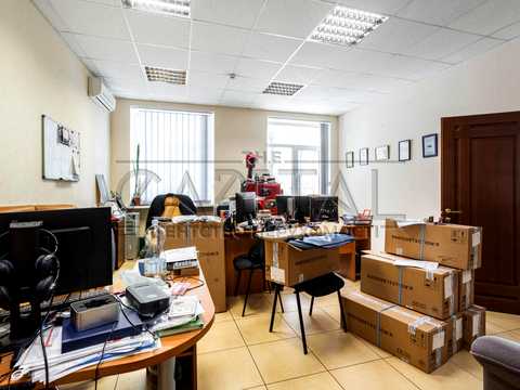 комерційна за адресою Дегтярівська вул., 45