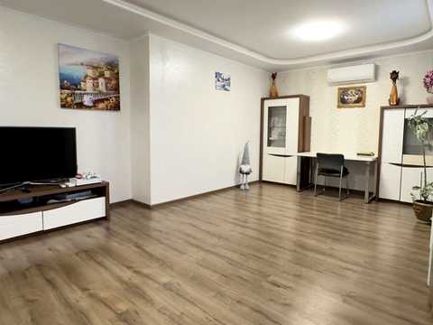 квартира за адресою Озерна вул., 3