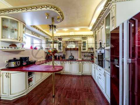 будинок за адресою Лісна