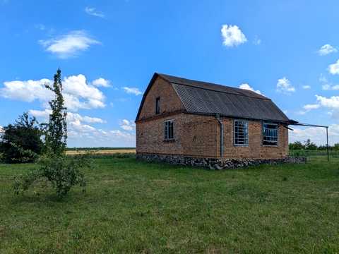 будинок за адресою с. Синів, Київська