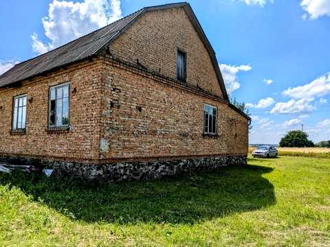 будинок за адресою с. Синів, Київська