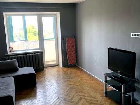 квартира за адресою Будівельників вул., 12