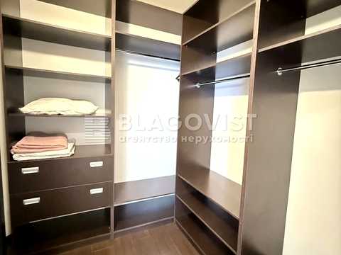 квартира за адресою Дегтярівська вул., 25а к1