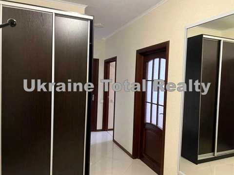 квартира за адресою Сім'ї Кульженків вул. (Петра Дегтяренка), 33