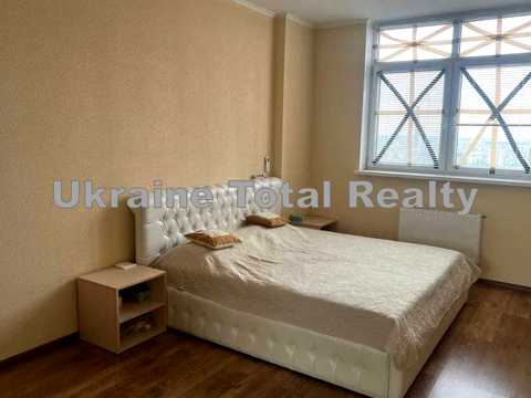 квартира за адресою Сім'ї Кульженків вул. (Петра Дегтяренка), 33