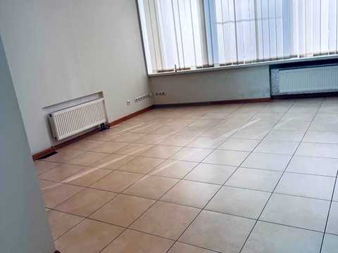 коммерческая по адресу Литературная ул., 1а