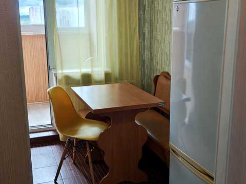 квартира за адресою Милославська вул., 2
