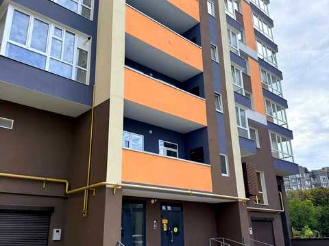 коммерческая по адресу Максима Залізняка ул., 1а