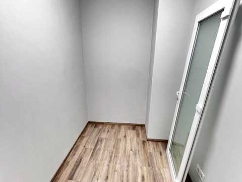комерційна за адресою Паторжинського вул., 11