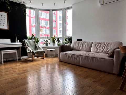 квартира за адресою Каховська вул., 62