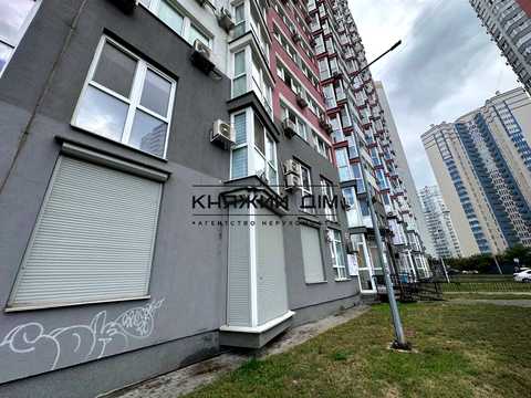 квартира за адресою Драгоманова вул., 2-Б