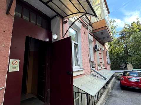 коммерческая по адресу Антоновича ул. (Горького), 23-Б