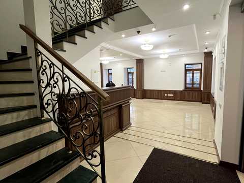 комерційна за адресою Київ, Володимирська вул., 63А