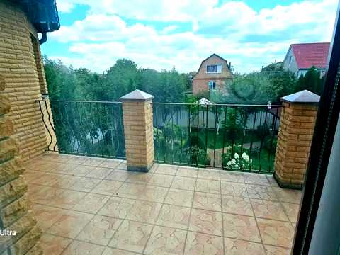 будинок за адресою Травнева вул.