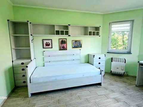будинок за адресою Травнева вул.
