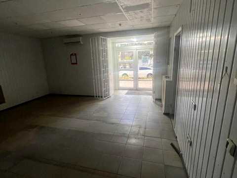 комерційна за адресою Олександра Поля вул., 127