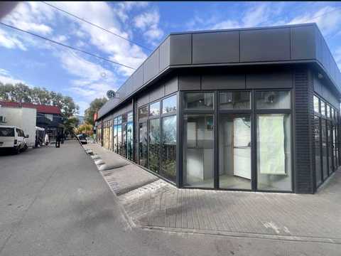 комерційна за адресою Парусний пров., 7